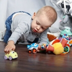 Игрушка заводная Uviton для детей &quot;Самолетик&quot; синие крылья, производитель Uviton, ISBN 462-7-10496-888-1, № 3