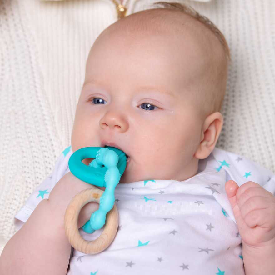 Силиконовая игрушка-прорезыватель с буком SEA (мятный/синий), арт. 0616/02, производитель Uviton, ISBN 465-7-78025-267-7, № 6