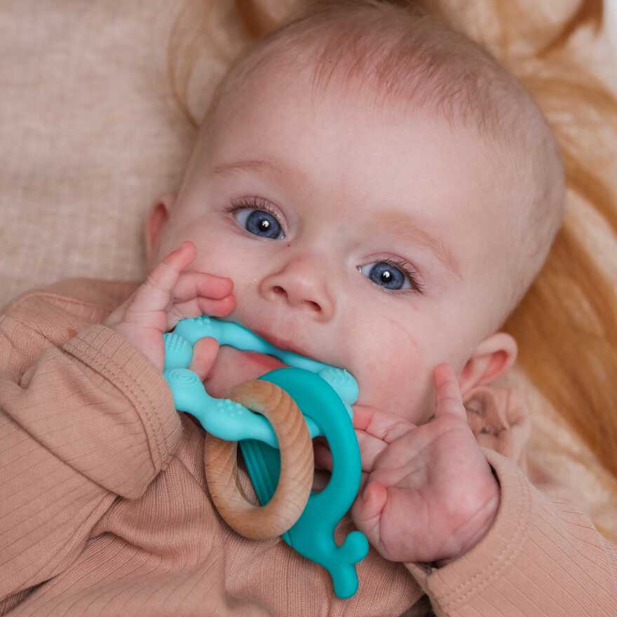 Силиконовая игрушка-прорезыватель с буком SEA (мятный/синий), арт. 0616/02, производитель Uviton, ISBN 465-7-78025-267-7, № 8