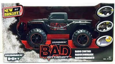 Игрушка Р/У Машина BAD STREET - HUMMER H3T 1:15, производитель New Bright, ISBN 5-0-21121-552-6№ 1