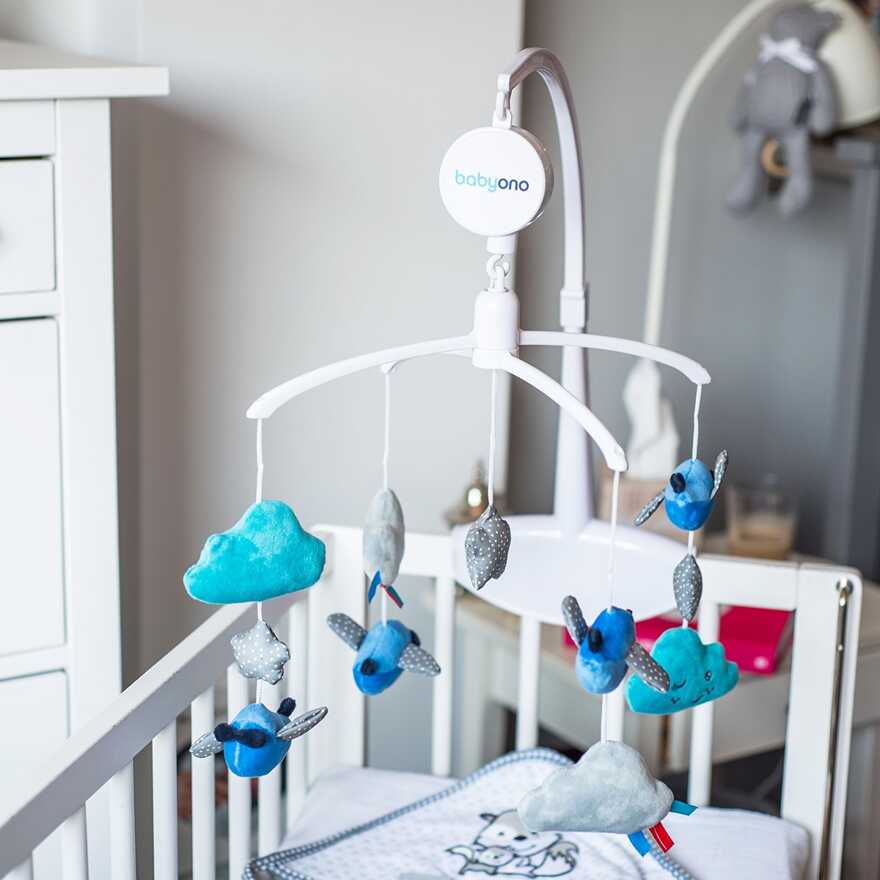 Каруселька на кроватку Арт.627 Planes, производитель Babyono, ISBN 590-1-43540-886-5, № 6