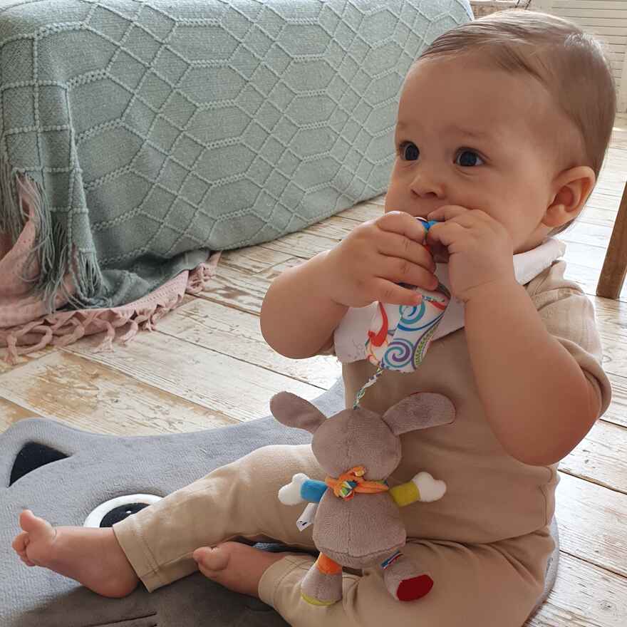 Игрушка-подвеска Uviton со звоночком Щенок Арт 0604/02, производитель Uviton, ISBN 465-7-78025-104-5, № 12