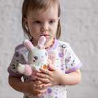 Игрушка-погремушка Uviton мягкая Кролик розовый Арт 0610, производитель Uviton, ISBN 465-7-78025-133-5, № 11