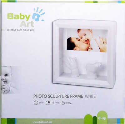 Baby Art.  Рамочка с объемными слепками и фото (белая), производитель Dorel Juvenile, ISBN 322-0-66016-923-8№ 1