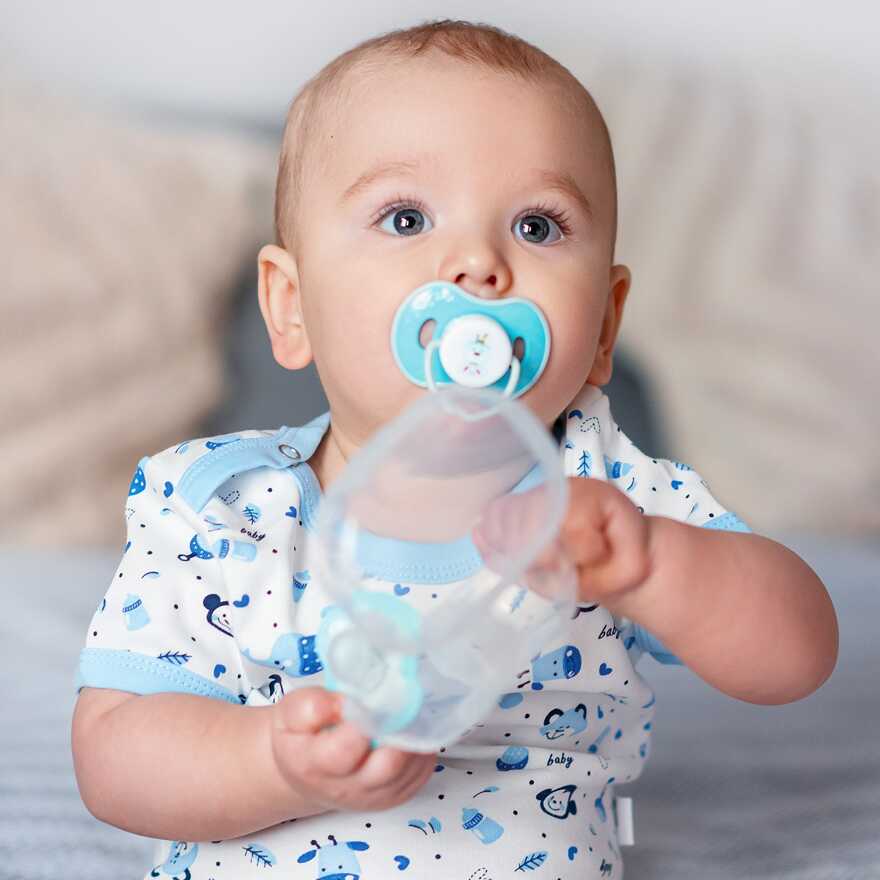 Пустышки Uviton в футляре симметричные Набор 2 шт 6-12 мес. МИШКА Арт 0230/02, производитель Uviton, ISBN 465-7-78025-048-2, № 11