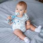 Пустышки Uviton в футляре симметричные Набор 2 шт 6-12 мес. МИШКА Арт 0230/02, производитель Uviton, ISBN 465-7-78025-048-2, № 16