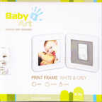 Baby Art. Рамочка двойная (белая), подложка серая, производитель Dorel Juvenile, ISBN 322-0-66014-885-1, № 1