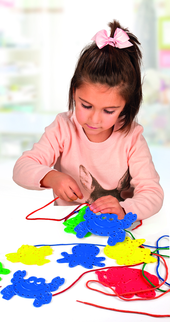 45304 НАБОР ОБУЧАЮЩИЙ ШНУРОВКА ANIMAL LACING В ЧЕМОДАНЧИКЕ, производитель Miniland (Минилэнд), ISBN 841-3-08245-304-6, № 3