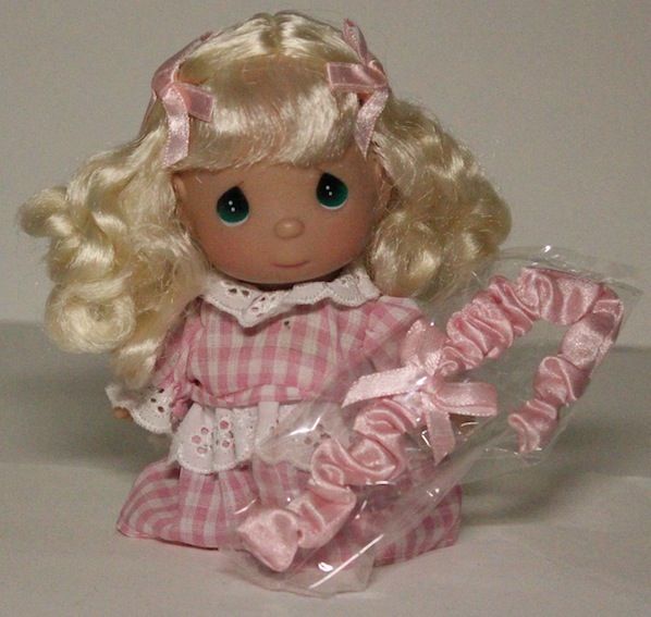 Кукла Precious Moments Пастушка в розовом, 14 см, арт. 5397, производитель The Doll Maker, ISBN 73-2-53305-397-9, № 1