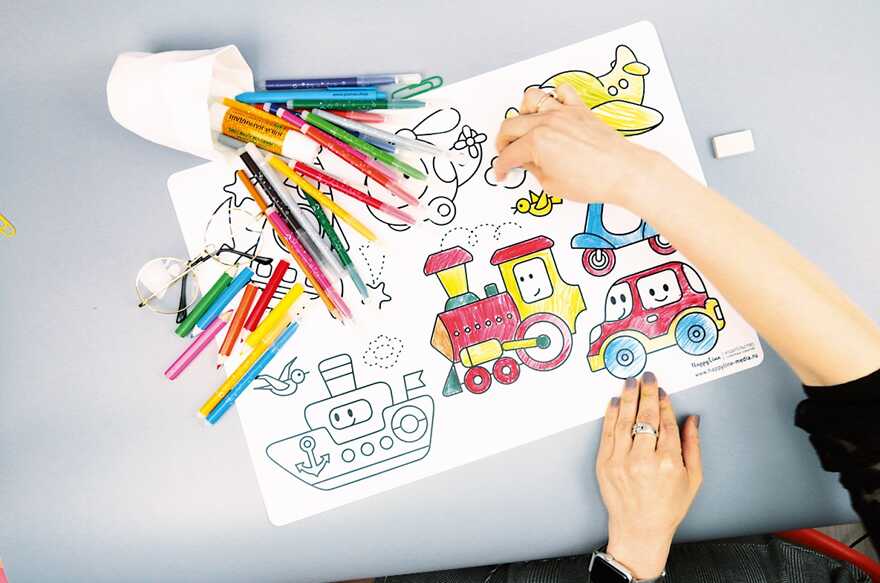 Коврик-раскраска многоразовый &quot;Транспорт&quot; (48х34см) HappyArt, производитель ХЭППИ ЛАЙН (HappyLine) , ISBN 462-7-08783-144-8, № 2