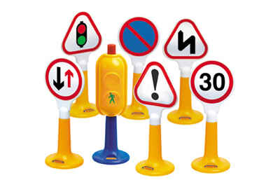 Набор дорожных знаков, производитель Tolo Toys, ISBN 01-9-28789-774-6№ 1