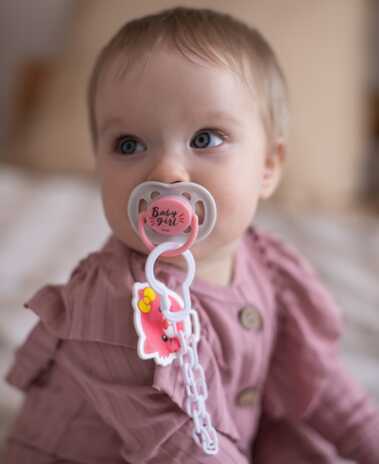 Пустышки Uviton ортодонтические с колпачком Набор Baby 2 штуки 6-12 месяцев, производитель Uviton, ISBN 203-7-74575-326-5№ 7