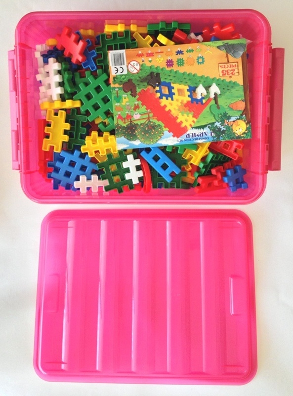 Конструктор Фермер, 235 элементов в контейнере, арт. 1267, производитель Полесье, ISBN 481-0-34402-126-7, № 5