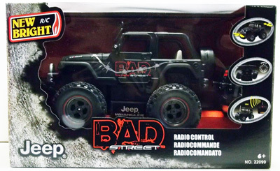 Модель на радиоуправлении Jeep Wrangler BAD STREET 1:20, производитель New Bright, ISBN 5-0-21142-099-9, № 1