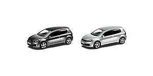 Автодрайв Машина 1:43 Volkswagen Golf GTI, глянц., черная, серая, арт. И-1192, производитель Рыжий кот, ISBN 466-5-29541-192-2, № 1