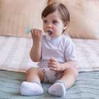 Прорезыватель-массажер Uviton для десен голубой, производитель Uviton, ISBN 465-7-78025-067-3, № 7