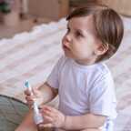 Прорезыватель-массажер Uviton для десен голубой, производитель Uviton, ISBN 465-7-78025-067-3, № 11