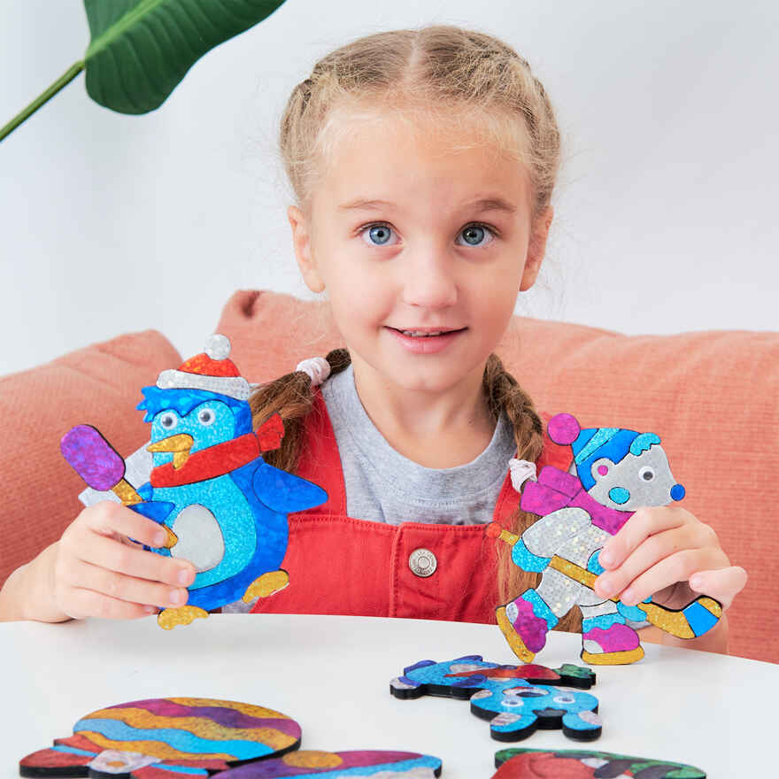 Игрушки на магнитах с фольгой. Пингвин. Белый мишка, арт. 4098, производитель Дрофа-медиа, ISBN 460-7-14740-256-6, № 4